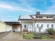 Hägelberg - Nachhaltig wohnen in sonniger Traumlage! Doppelhaushälfte mit Fernwärme und PV-Anlage - Steinen (Baden-Württemberg)
