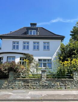 ZU VERKAUFEN: Traumhafte, teilsanierte Stadtvilla aus 1933 auf einem 1.150m² großen Grundstück mit vielen Highlights und schönen Besonderheiten - Soest