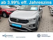 VW T-Roc, 1.0 TSI Life digitales Scheinwerferreg 2-Zonen, Jahr 2022 - Soest