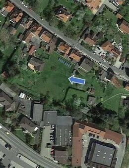 Wohnhaus-Neubau in zentraler, jedoch ruhiger und grüner Lage in Lichtenfels - Lichtenfels (Bayern)