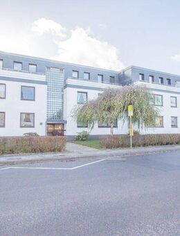 Helle Eigentumswohnung mit großzügiger Dachterrasse in guter Wohnlage von Kleinenbroich - Korschenbroich