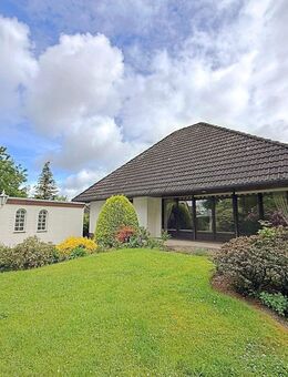 Repräsentatives Wohnen mit Vollkeller und Traumgarten - Kummerfeld