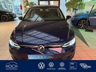 VW Golf, 2.0 TDI VIII Life Side, Jahr 2020 - Gladenbach