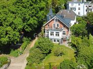 Rarität am Süllberg: Einfamilienhaus mit herrlichem Garten und Elbblick - Hamburg