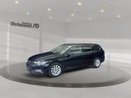 VW Passat Variant, 1.5 TSI Business, Jahr 2022 - Wolfhagen