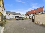 3-Seitenhof mit viel Ausbaupotenzial und großem Grundstück - Kitzscher
