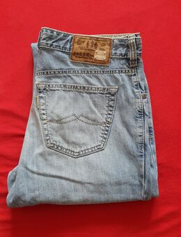 Schöne blaue "Joker " Jeans "Clark" Größe 34/34 - Zossen