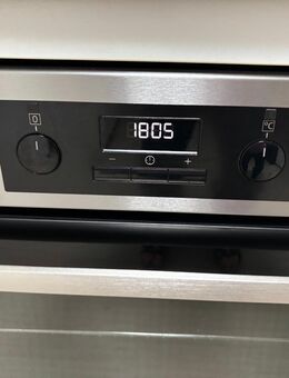 Hochwertige ALNO Küche weiß mehliert - München