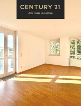 Helle 2-Zimmer-Wohnung mit Westbalkon & Stellplatz - Radebeul