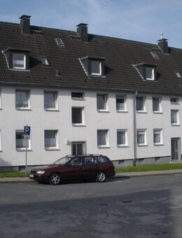 Gemütliche Dachgeschosswohnung mit 3 1/2 Zimmer in Hattingen-Welper - Hattingen