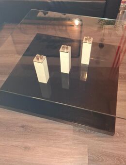 edler schwerer Couchtisch mit Glasplatte - Kaufering