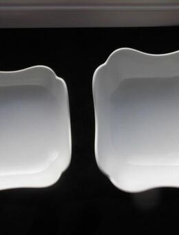 Porzellan Schüsseln Schalen weiß eckig geschwungen 18+21 cm zusammen 6,- - Flensburg