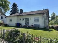 Solides Einfamilienhaus in Hanglage mit viel Potenzial - Wohnen auf einer Ebene - Vilshofen (Donau)