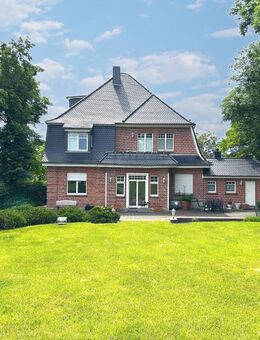 Eleganz trifft Geschichte: Luxusresidenz mit Pool und Wellness in Weißenfels - Weißenfels