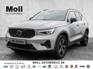 Volvo XC40 Plus Dark 2WD B3 EU6d digitales Cockpit Memory Sitze Soundsystem HarmanKardon LED - Aachen