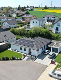 Leben nach Ihren Wünschen - neuwertiges, energieeffizientes EFH mit Gartenidylle zum Wohlfühlen - Ostrach