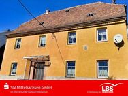 Charmantes Wohnhaus mit Nebengebäude - Wechselburg