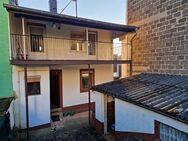 Bezahlbares Wohnhaus mit Garten und Garage in 66571 Dirmingen - Eppelborn