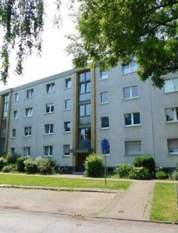 ***Renoviert und bezugsfertig... 3-Zimmerwohnung in ruhiger Lage mit Balkon*** - Duisburg