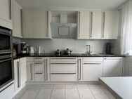 Moderne, sofort bezugsfreie 4-Zimmer-Wohnung mit Einbauküche, Wohlfühlbad, Balkon und Garage in Bretten zu verkaufen! - Bretten