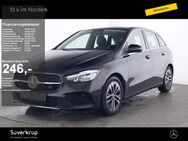 Mercedes B 180, PROGRESSIVE SPUR, Jahr 2023 - Rendsburg