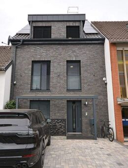 Moderne, luxeriöse 4-Zimmer-Maisonette-Wohnung für den gehobenen Anspruch! - Brühl (Nordrhein-Westfalen)