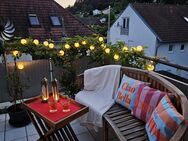 Provisionsfrei: Helle 4-Zimmer Dachgeschosswohnung mit drei Balkonen + Tiefgarage - Gottmadingen
