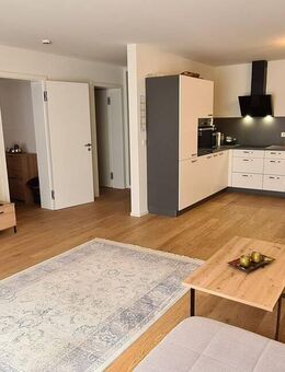 neuwertige, gehobene 3-Zi.-Whg, 103 qm, Neumarkt Zentrum, Oberer Markt, Kastengasse - Neumarkt (Oberpfalz)