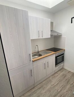 Kleine 2-Raum-Wohnung mit EBK in Weisswasser zu vermieten - Weißwasser (Oberlausitz)