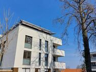Helle 4 Zimmerwohnung mit Balkon und 2 Duschbädern - Dresden