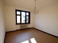 Gemütliche, helle 2-Zimmer-Altbau-Wohnung mit Loggia im Stadtgebiet von Coburg - Coburg