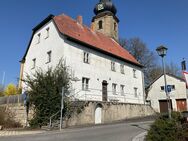 Sanierungsbedürftiges Zweifamilienhaus mit Potenzial in Maroldsweisach - Maroldsweisach