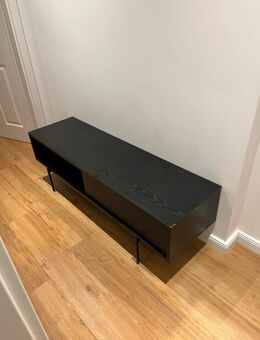 Modernes Sideboard / Kommode – 140 x 40 x 45 cm – Schwarzes Holz, sehr schick - Berlin Charlottenburg-Wilmersdorf