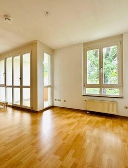 attraktive 1,5 -Raum Wohnung mit Balkon +++TOP+++ Wohnpark Markkleeberg Rathenaupark - Markkleeberg