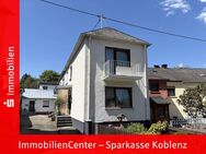 Voll-Eigentum statt Eigentumswohnung in einer WEG: Charmantes Haus im Ortskern - Koblenz
