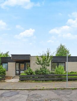 Wohnen auf einer Ebene: Bungalow in Sackgassenlage mit eingewachsenem Grundstück - Flintbek