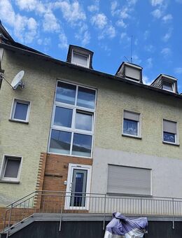 Einseitig angebautes Haus mit 3 Wohneinheiten - Trier