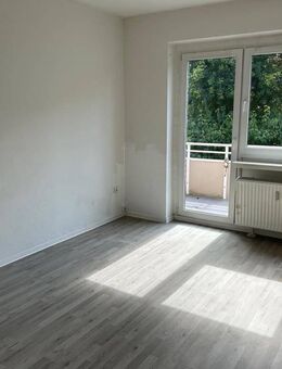 Helle 2-Zimmer Wohnung mit Balkon, bezugsfrei ab sofort - Hagen (Stadt der FernUniversität)