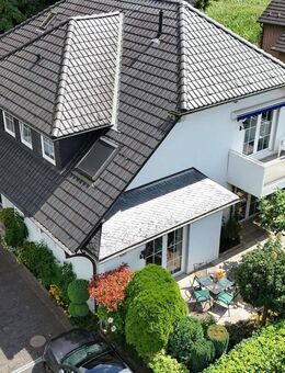 Zeitlose Eleganz in Gladbeck - Einfamilienhaus mit zwei Einheiten - Gladbeck