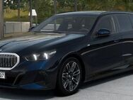 BMW 520, d M Sport 48V DrivingAssistant, Jahr 2022 - Deuerling