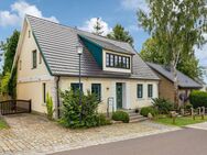 Großzügiges Einfamilienhaus mit Einliegerwohnung im Zentrum von Bergen auf Rügen - Bergen (Rügen)