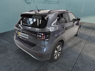 VW T-Cross, 1.0 TSI Life Move, Jahr 2023 - München