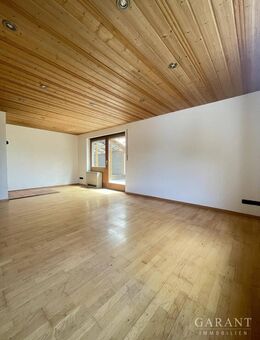 Drei Zimmer, Terrasse, Garten, Garage, Werkstatt - Deggendorf