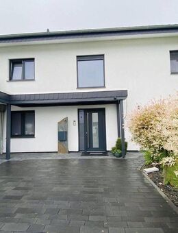Freistehendes Einfamilienhaus mit Garage begehrte Lage nahe Universität Smart Home PROVISIONSFREI VB - Bielefeld