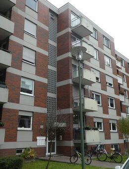 Helle Hochparterrewohnung mit viel Tageslicht und zwei Balkonen! - Ludwigshafen (Rhein)