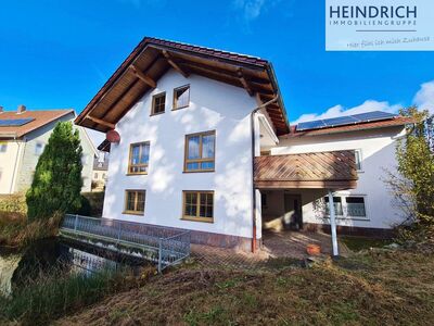Moderne Wohn-Oase nahe Bebra - drei Etagen voller Möglichkeiten mit Garten und eigenem See