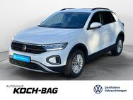 VW T-Roc, 1.0 TSI Life, Jahr 2023 - Ellwangen (Jagst)