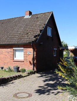Doppelhaushälfte mit Garage und großem Garten - Ratekau