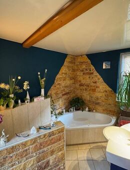 Geniales Wohngebäude mit Mischnutzung (Wohnen u. Gewerbe) - Saalfeld (Saale)