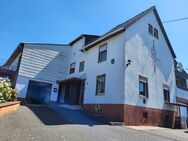 Einfamilienhaus mit Einliegerwohnung in Hillscheid - Hillscheid